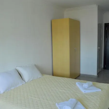 מלון Romantika וארנה